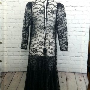 Full lace spooky goth wear, vintage 80s, witchy size large